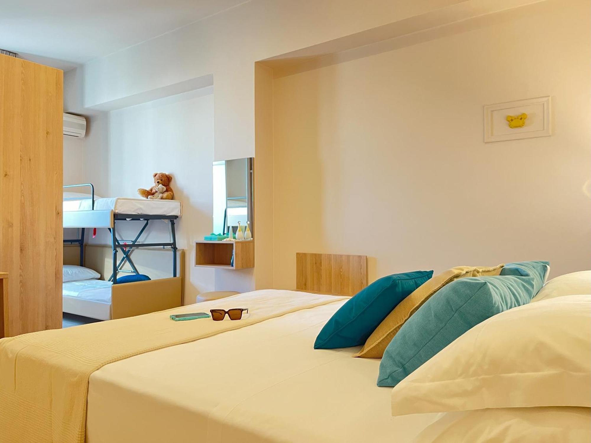Garden Hotel 3*
